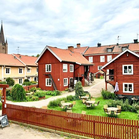 Stf Hostel Mariestad Bagian luar foto
