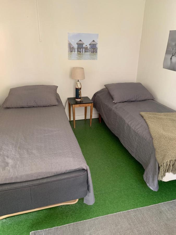 Stf Hostel Mariestad Bagian luar foto