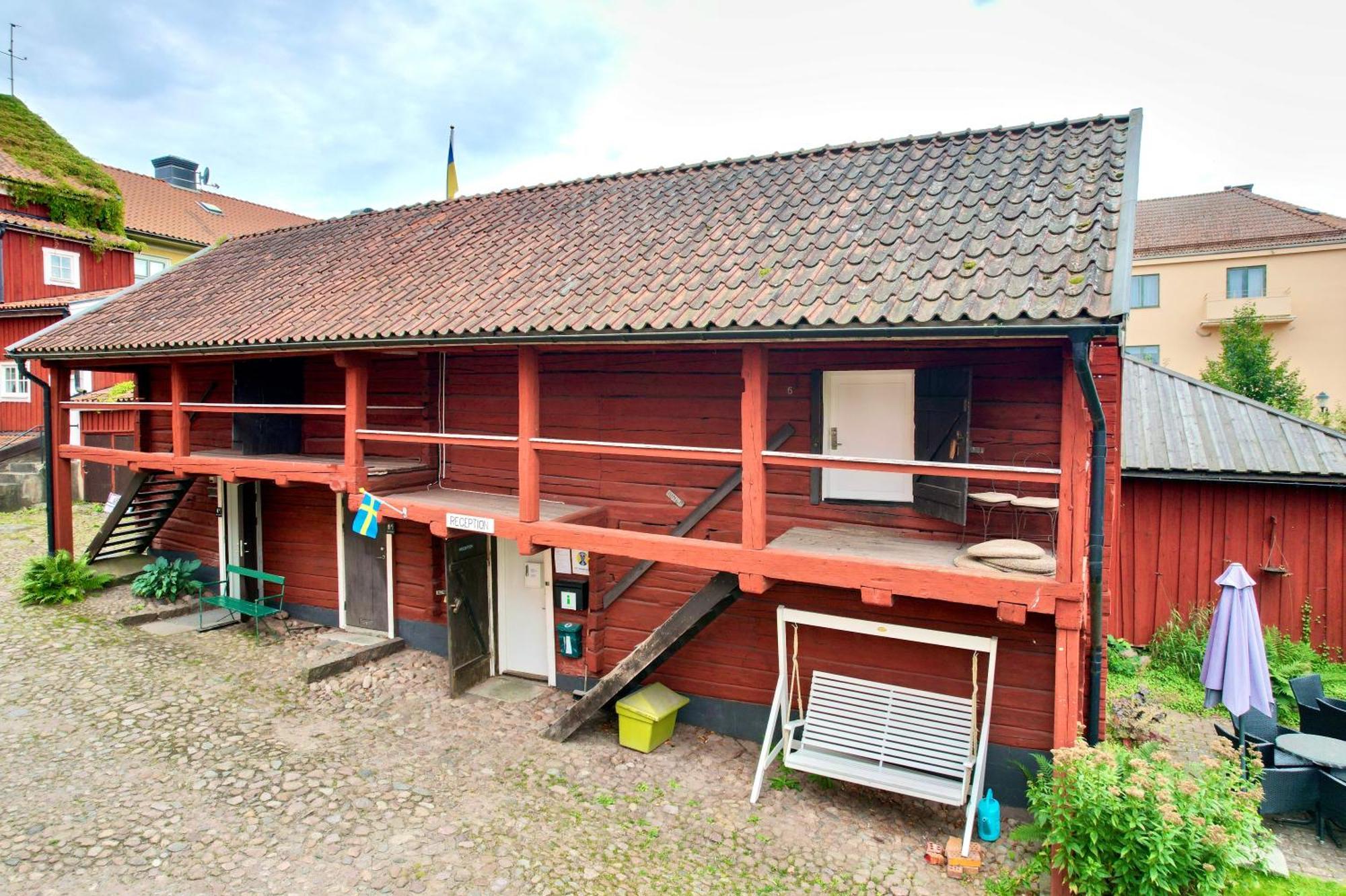 Stf Hostel Mariestad Bagian luar foto