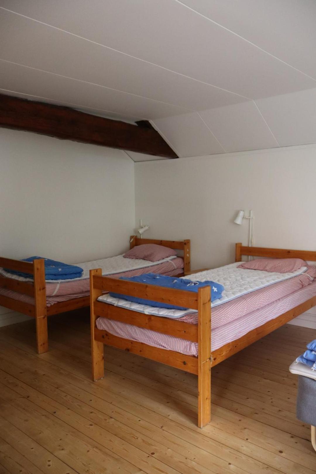 Stf Hostel Mariestad Bagian luar foto