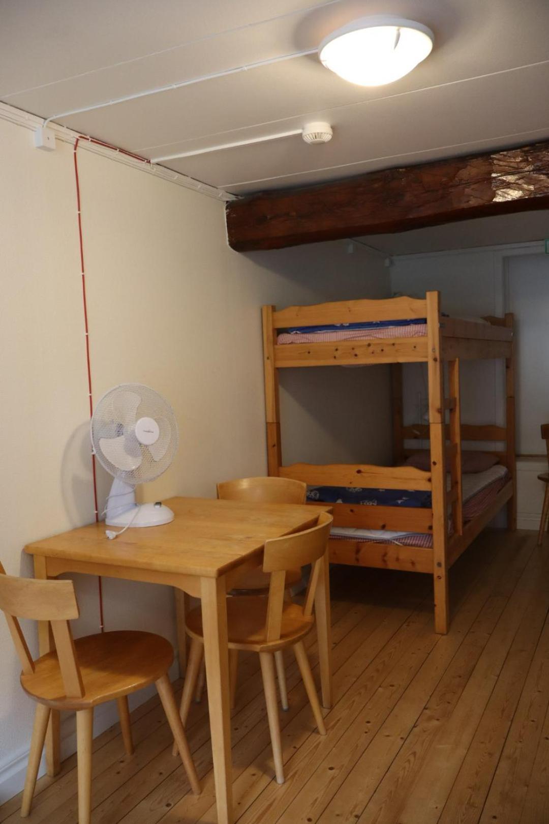 Stf Hostel Mariestad Bagian luar foto